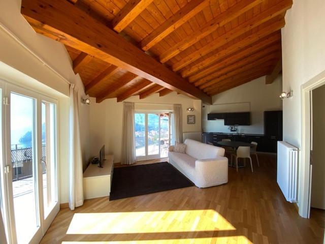 Apartment Magnolia Lenno Εξωτερικό φωτογραφία